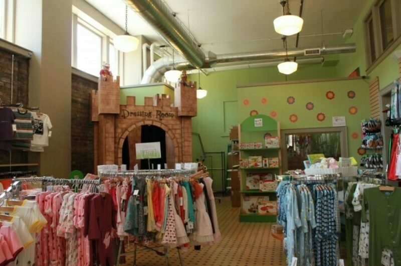 Child's play 2024 clothes shop